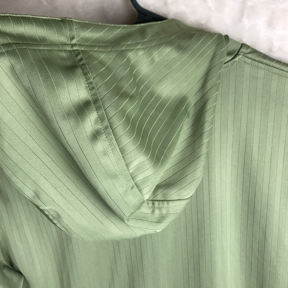 686 Smarty Green Zip Jacket Thumb Holes L NWOT - Picture 8 of 8